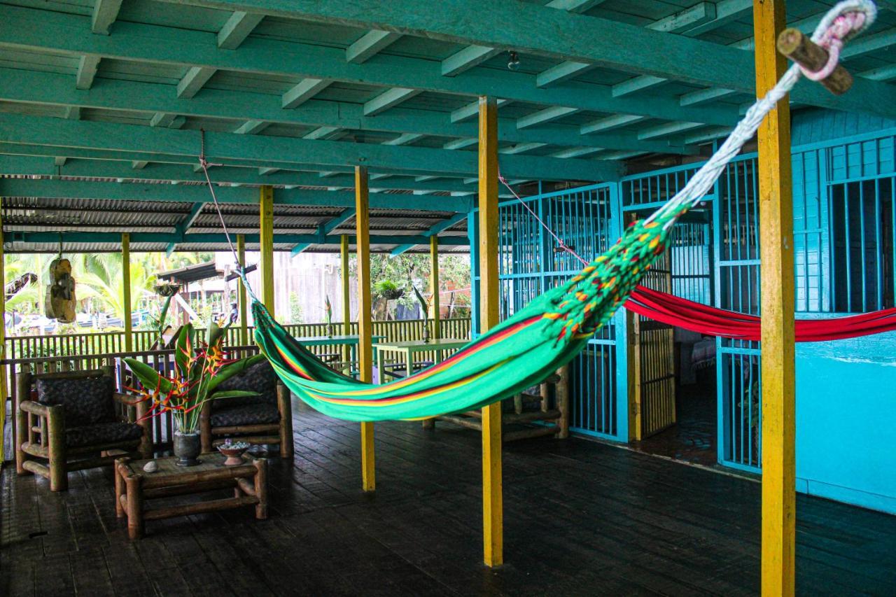 Refugio Mr Jerry Eco House Hotel Bahia Solano Exterior photo