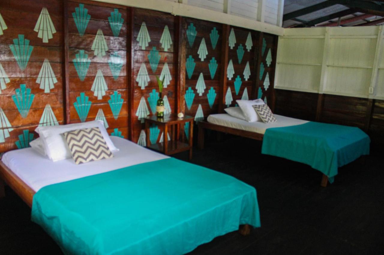 Refugio Mr Jerry Eco House Hotel Bahia Solano Exterior photo